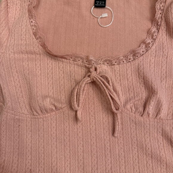 SHEIN Dusty Pink Lace-Trimmed Blouse Medium - Picture 2 of 4